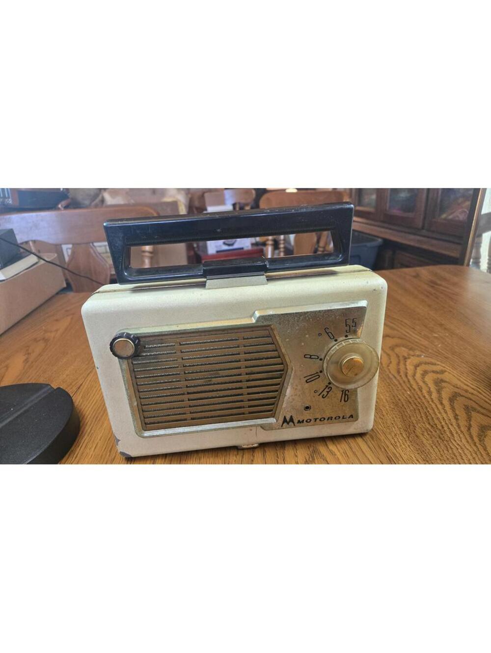 vintage Motorola Roto-Tenna portable tube radio, likely model 56M3 or 56M1